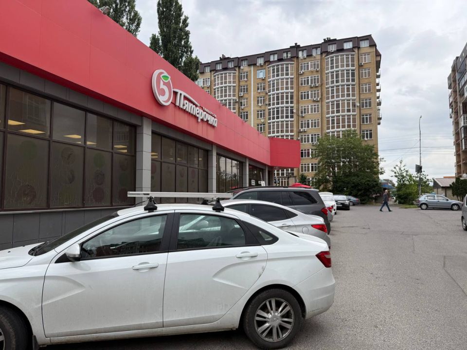 За такими мини-конфетками хожу только в "Пятерочку": очень шоколадные, очень милые и очень вкусные - трачу не больше 100 рублей