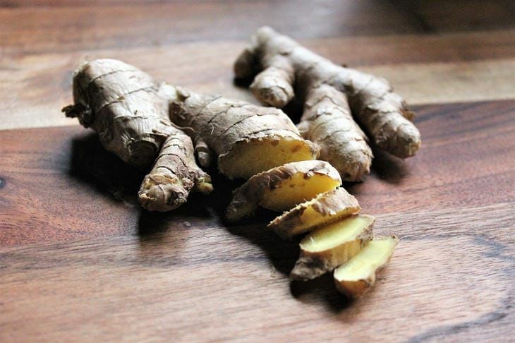 Домашний лимонад с имбирём: освежающий рецепт с ярким имбирным вкусом и цитрусовой свежестью
