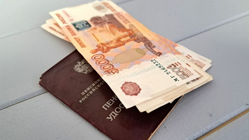 Почему пенсионеры не могут пересчитать свои выплаты по международным стандартам