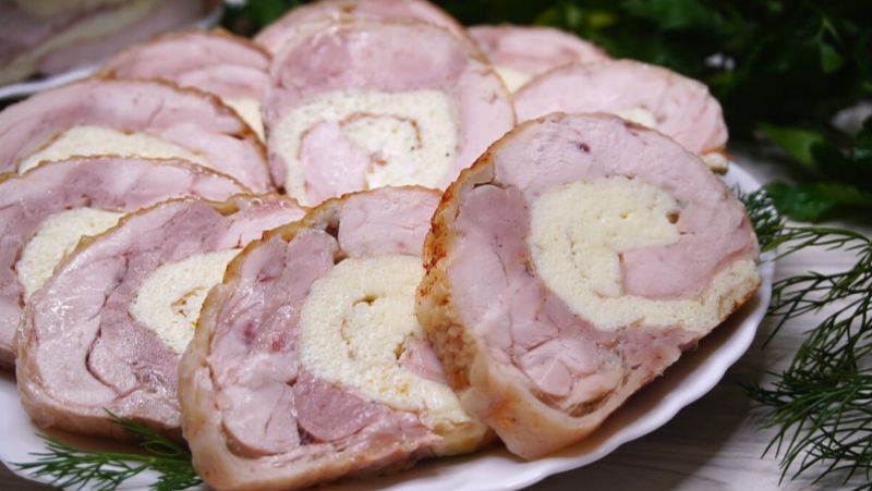 Необычный куриный рулет: идеальная альтернатива колбасе на бутерброды