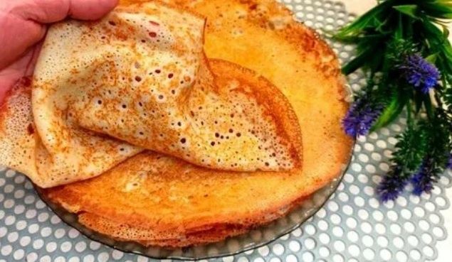 Тонкие блины о ясной ажурности: как выбрать рецепт и добиться идеального теста