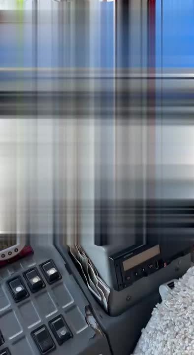  !.        