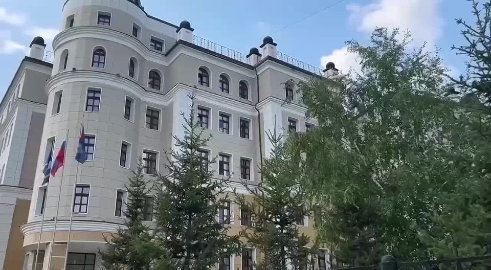         ,     
