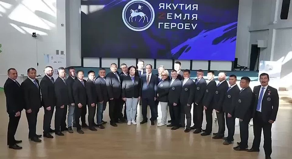  :            