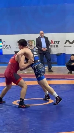 Айсен Потапов становится четырёхкратным чемпионом Якутска по вольной борьбе