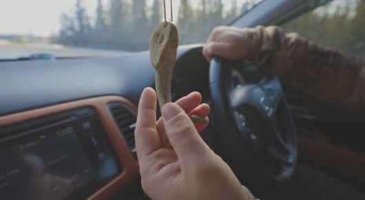 Суолга сэрэхтээх буолуохха! Бэйэ бэйээ харыстабыллаахтык сыыаннаьыахха! Суоппар кннэн ээрдэлээн туран Сунтаардааы ГАИ сулууспата рэтэр видеоролик бэлэх уунар