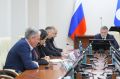 Кирилл Бычков провел оперативное совещание по организации перевозок через реку Лену