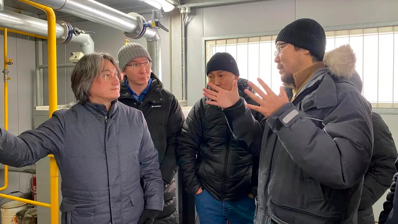 Джулустан Борисов осмотрел новые объекты теплоснабжения в Горном районе