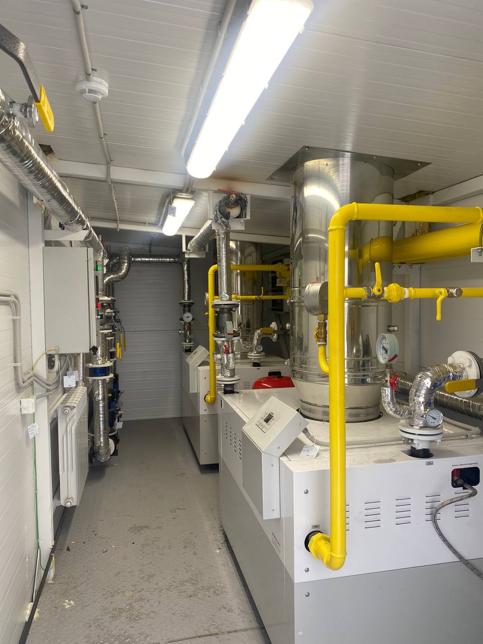 Джулустан Борисов в Горном районе осмотрел новые объекты теплоснабжения Джулустан Борисов в Горном районе осмотрел новые объекты теплоснабжения