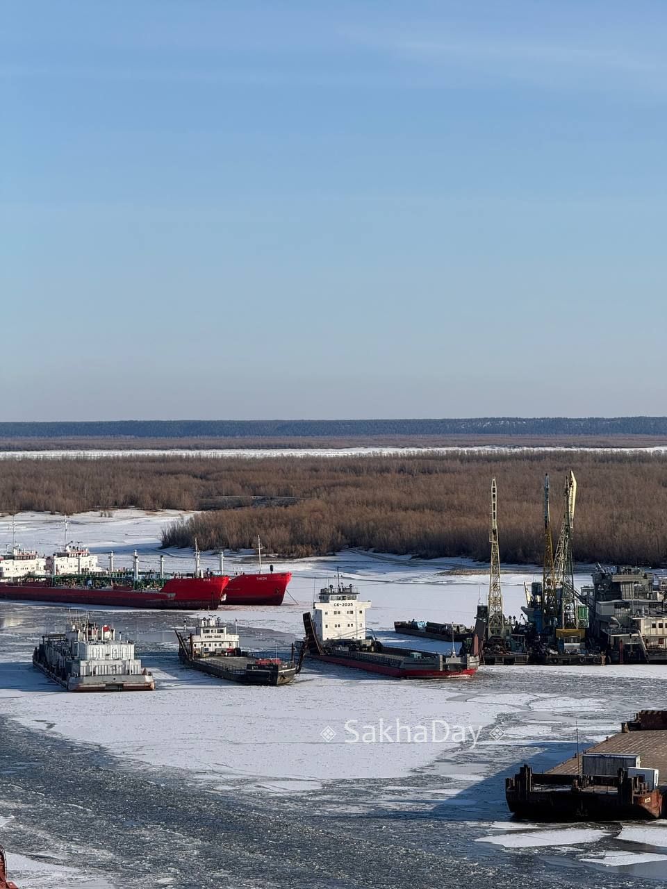 Сегодня на переправе. #дляsakhaday Сегодня на переправе. #дляsakhaday