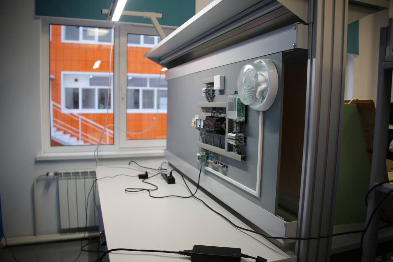 Якутскэнерго и Саха политехнический лицей открыли новый профильный энергокласс Якутскэнерго и Саха политехнический лицей открыли новый профильный энергокласс