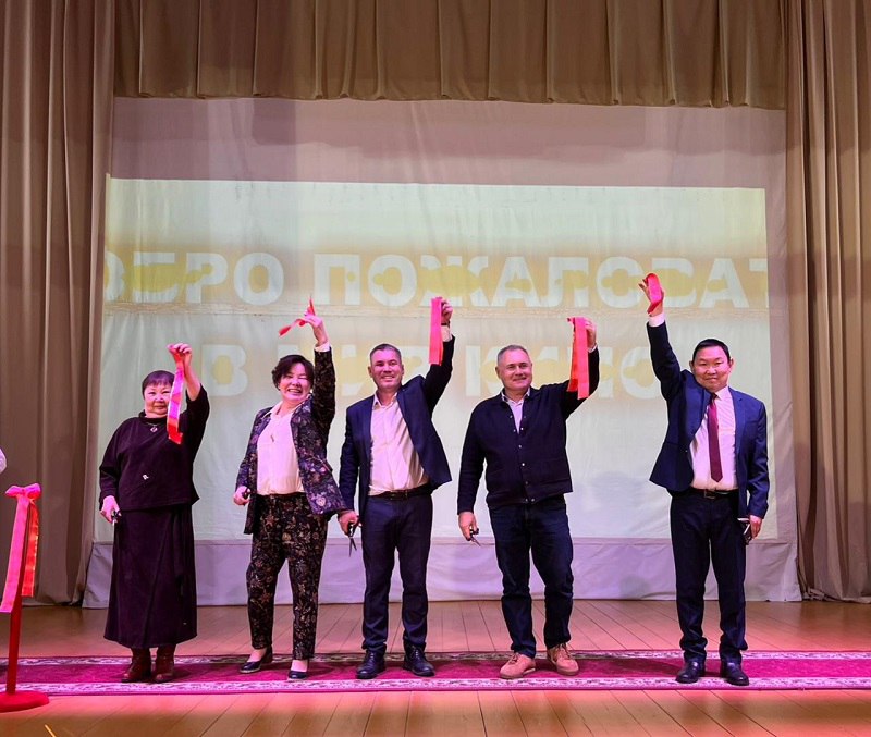 #НацпроектСемья. Сегодня в Усть-Мае случилось радостное и долгожданное событие - состоялось торжественное открытие первого в районе малого кинозала #НацпроектСемья. Сегодня в Усть-Мае случилось радостное и долгожданное событие - состоялось торжественное открытие первого в районе малого кинозала