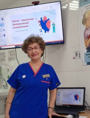 #Нацпроект. В Покровске стартовали занятия по грамотному отношению к здоровью В рамках реализации нацпроекта «Продолжительная и активная жизнь» в Хангаласской центральной районной больнице, на базе поликлиники г. Покровска ...