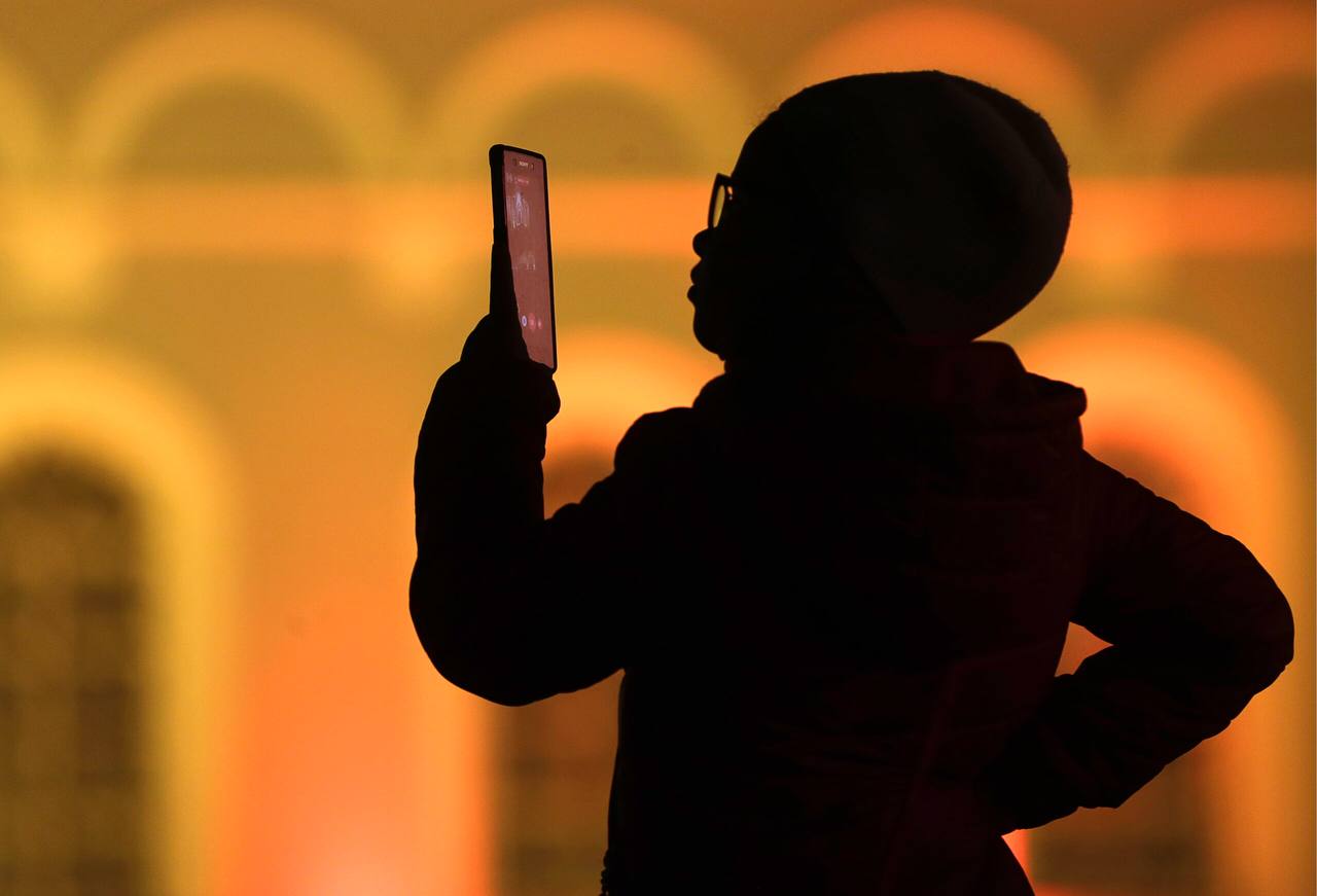 Опрос: 70% россиян считают игровую зависимость основным риском использования гаджетов для детей