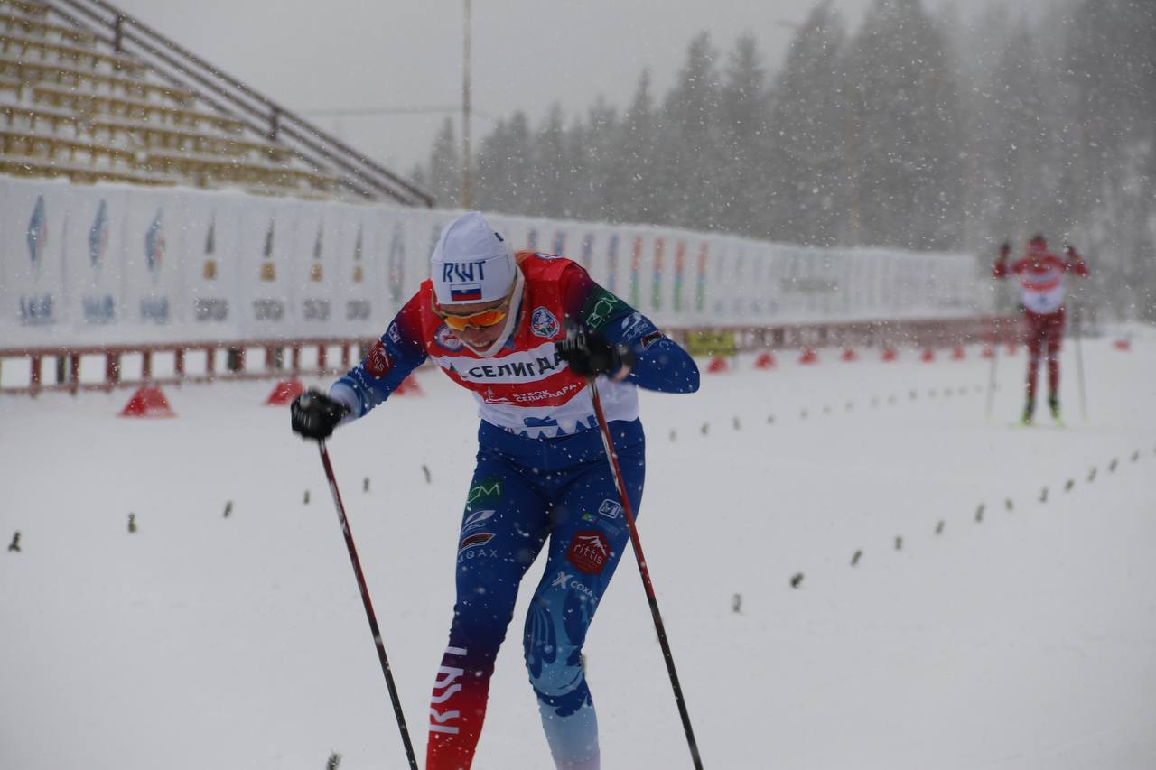 КТО БЫСТРЕЕ — ЛЫЖНИК ИЛИ БИАТЛОНИСТ? ИТОГИ ПЕРВОГО ДНЯ «КУБКА СЕЛИГДАРА» КТО БЫСТРЕЕ — ЛЫЖНИК ИЛИ БИАТЛОНИСТ? ИТОГИ ПЕРВОГО ДНЯ «КУБКА СЕЛИГДАРА»