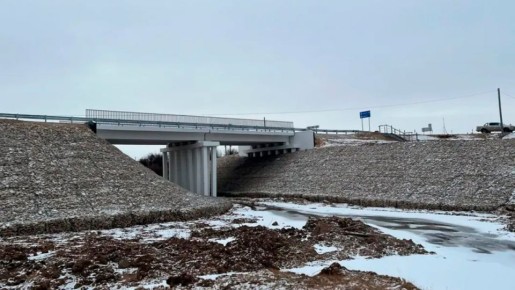 В Олёкминском районе завершается капитальный ремонт моста через реку Дьороху