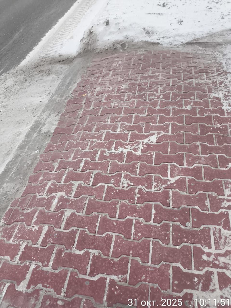 Ежедневная работа муниципальных дворников на территории Строительного округа Ежедневная работа муниципальных дворников на территории Строительного округа