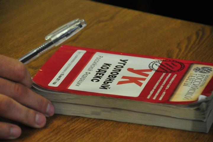 Снял сауну и накупил продуктов на украденные деньги