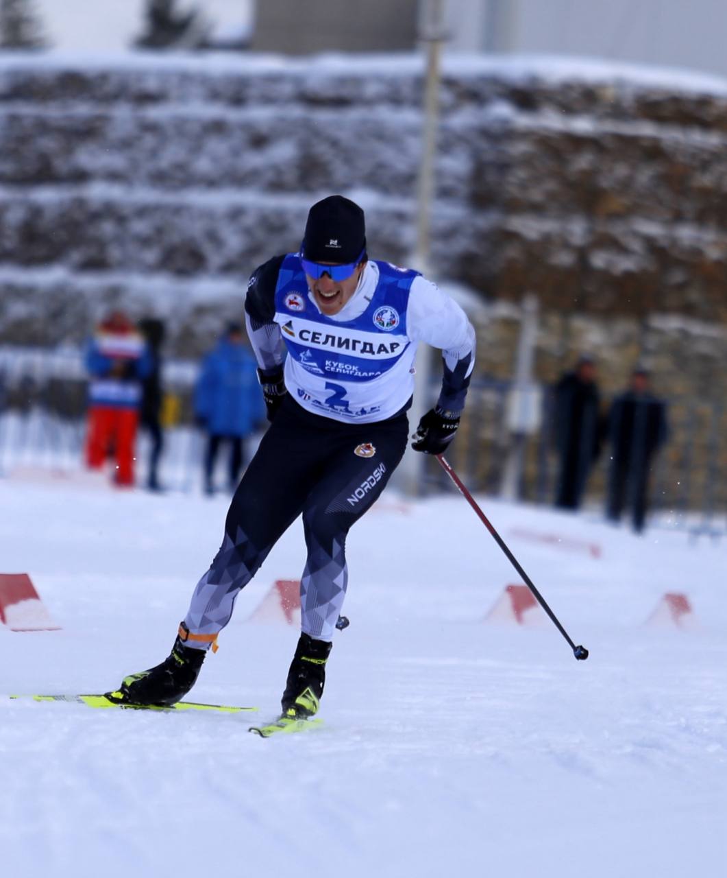 КТО БЫСТРЕЕ — ЛЫЖНИК ИЛИ БИАТЛОНИСТ? ИТОГИ ПЕРВОГО ДНЯ «КУБКА СЕЛИГДАРА» КТО БЫСТРЕЕ — ЛЫЖНИК ИЛИ БИАТЛОНИСТ? ИТОГИ ПЕРВОГО ДНЯ «КУБКА СЕЛИГДАРА»