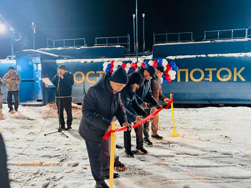 Алтаа контейнернай автозаправочнай станция арылынна Алтаа контейнернай автозаправочнай станция арылынна