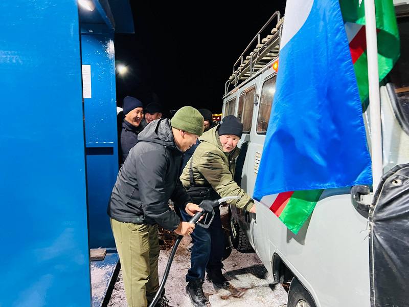 Алтаа контейнернай автозаправочнай станция арылынна Алтаа контейнернай автозаправочнай станция арылынна