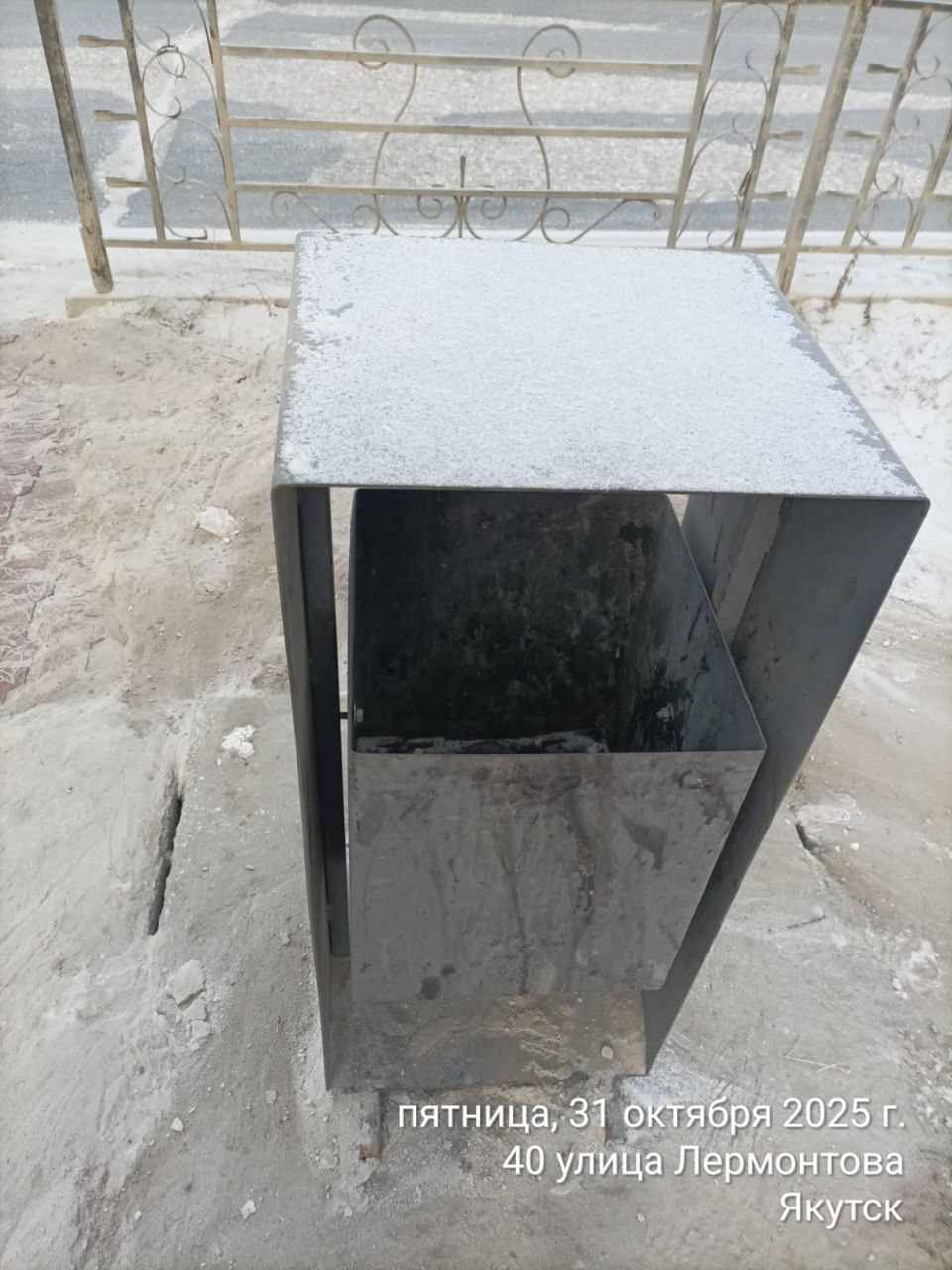 Ежедневная работа муниципальных дворников на территории Строительного округа Ежедневная работа муниципальных дворников на территории Строительного округа