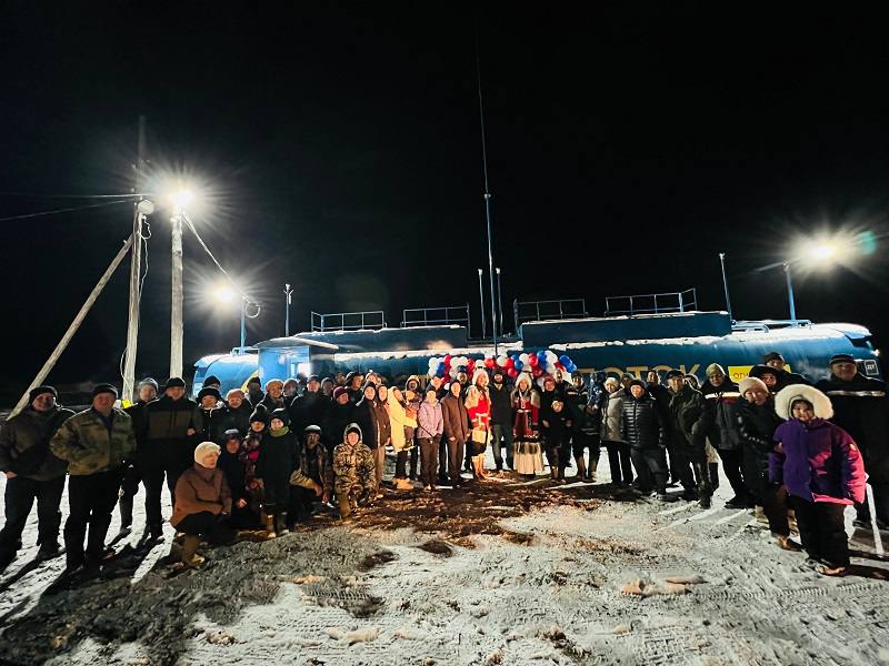 Алтаа контейнернай автозаправочнай станция арылынна Алтаа контейнернай автозаправочнай станция арылынна