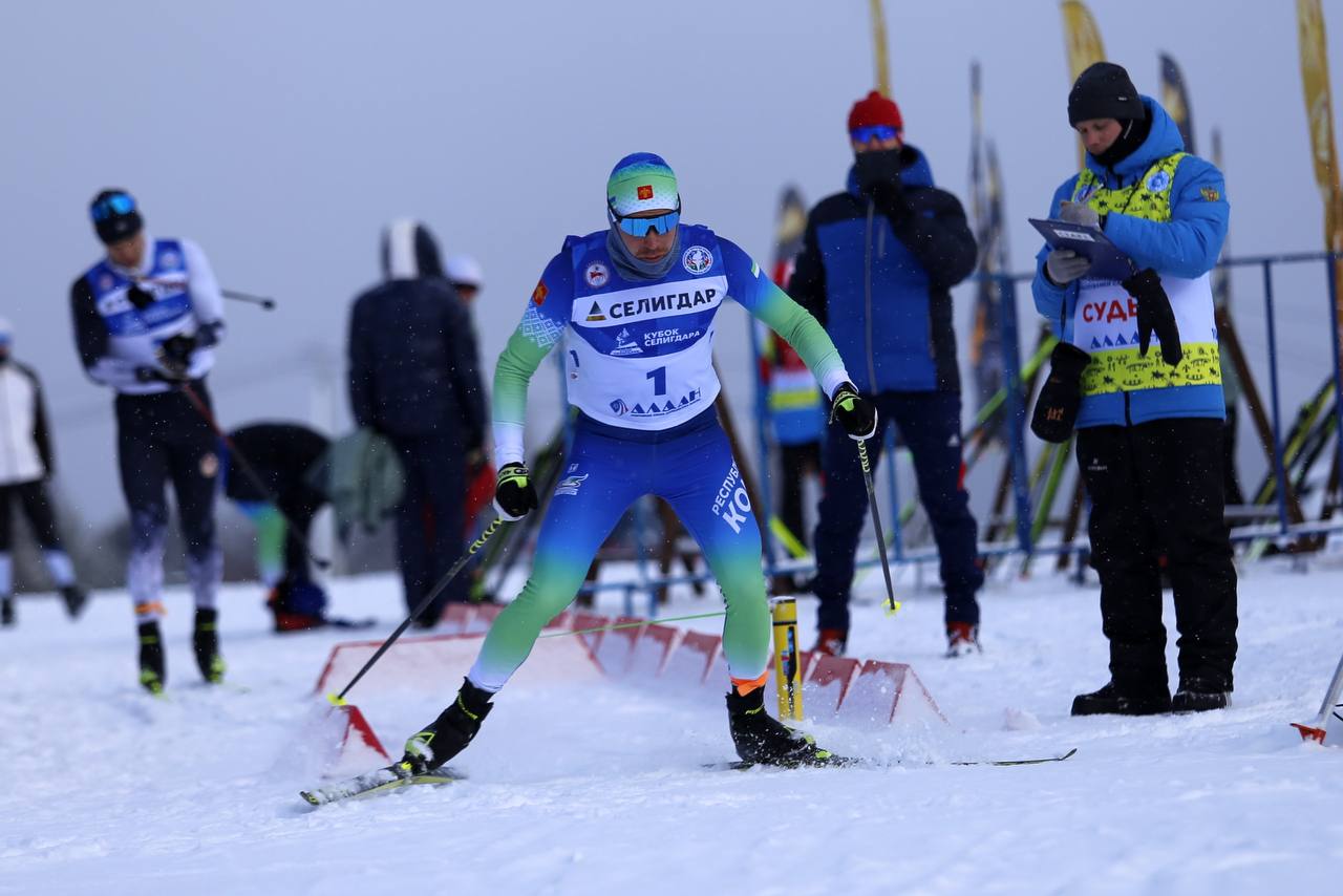 КТО БЫСТРЕЕ — ЛЫЖНИК ИЛИ БИАТЛОНИСТ? ИТОГИ ПЕРВОГО ДНЯ «КУБКА СЕЛИГДАРА» КТО БЫСТРЕЕ — ЛЫЖНИК ИЛИ БИАТЛОНИСТ? ИТОГИ ПЕРВОГО ДНЯ «КУБКА СЕЛИГДАРА»