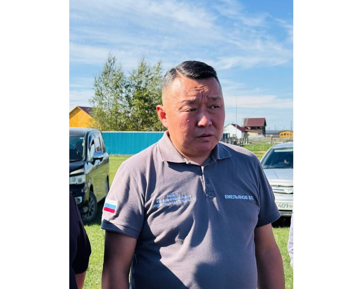 Министр ЖКХ Якутии Вячеслав Емельянов ответил на волну «внезапных переживаний» по поводу отопительного сезона, подчеркнув, что система теплоснабжения в республике работает стабильно и под постоянным контролем правительства