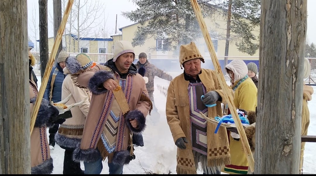 #Синилгэн. В эвенкийском селе Эжанцы сегодняшний день богат на события – состоялся праздник первого снега Синилгэн