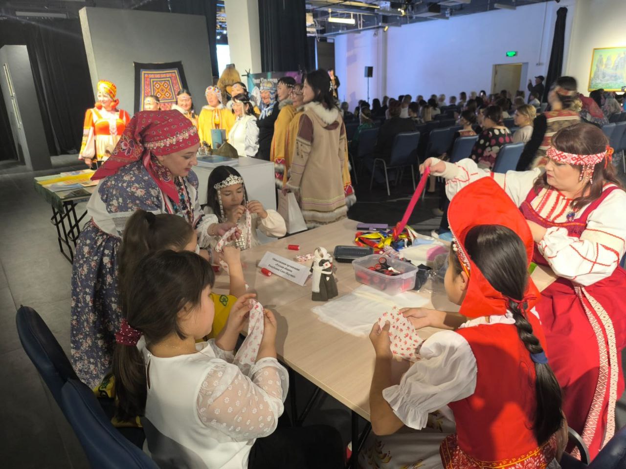 Фестиваль народов мира «Диалог культур» в Гагаринском! Фестиваль народов мира «Диалог культур» в Гагаринском!