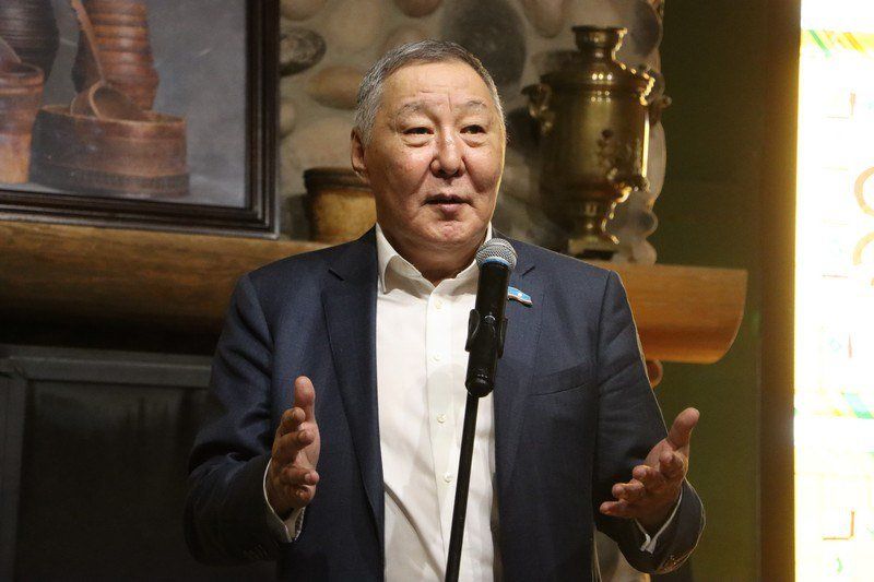 5 ноября народный депутат Якутии Владимир Поскачин предстанет перед Верхневилюйским районным судом