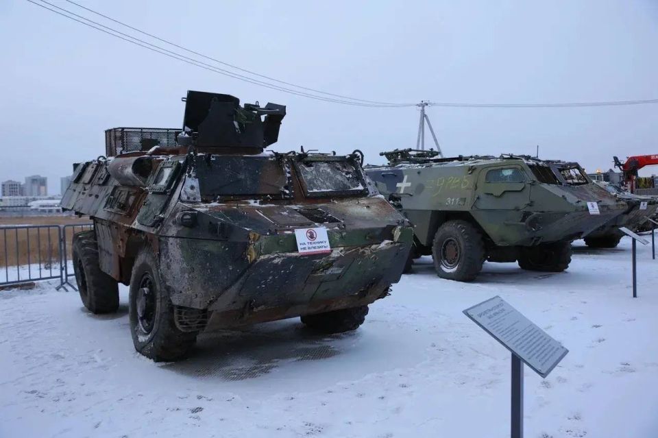 Айсен Николаев: Трофейная техника из зоны СВО в Якутске! Айсен Николаев: Трофейная техника из зоны СВО в Якутске!