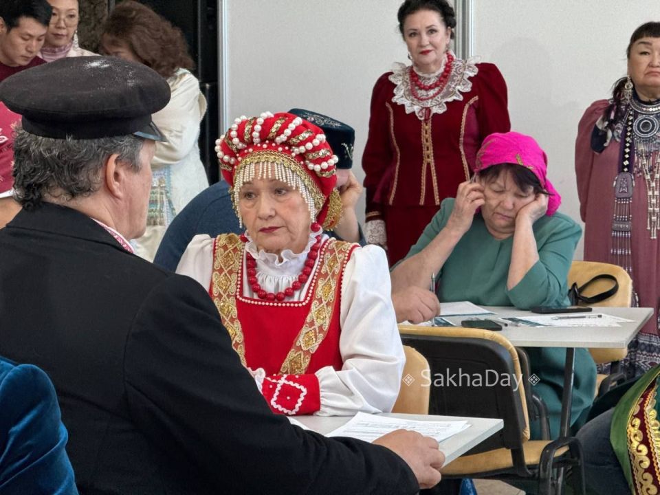 В Якутске проходит Большой этнографический диктант, посвященный Дню народного единства В Якутске проходит Большой этнографический диктант, посвященный Дню народного единства