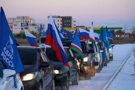 Автопробегом отметили День народного единства в Якутске