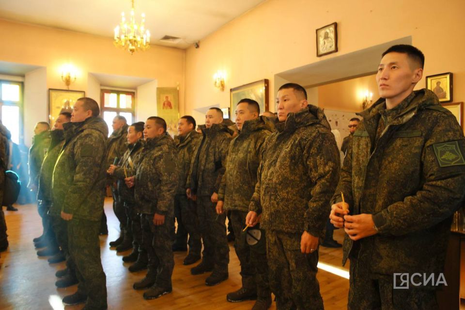 Участники III республиканского антифашистского форума «Народ и армия едины», среди которых есть также бойцы спецоперации, посетили Преображенский Кафедральный собор столицы Участники III республиканского антифашистского форума «Народ и армия едины», среди которых есть также бойцы спецоперации, посетили Преображенский Кафедральный собор столицы