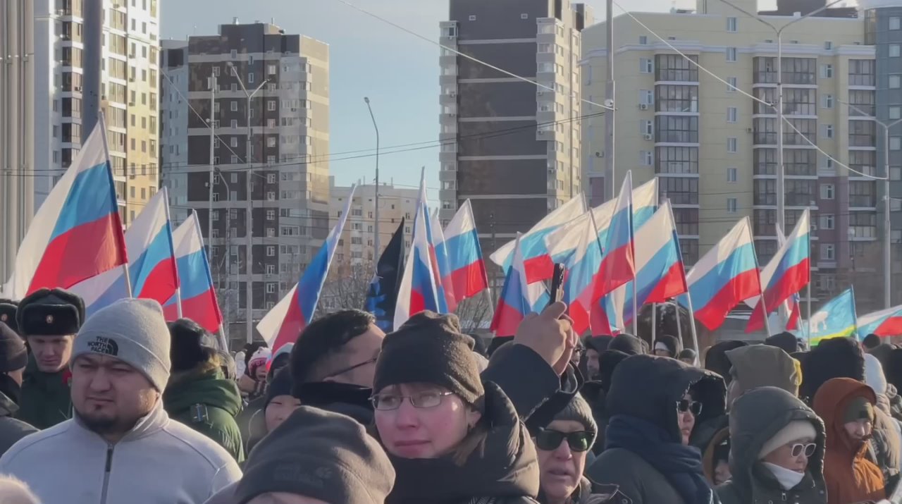 Кирилл Бычков: В знаменательный праздник, День народного единства, открыли на площадке перед музеем "Россия - Моя История" в Якутске выставку трофейной военной техники