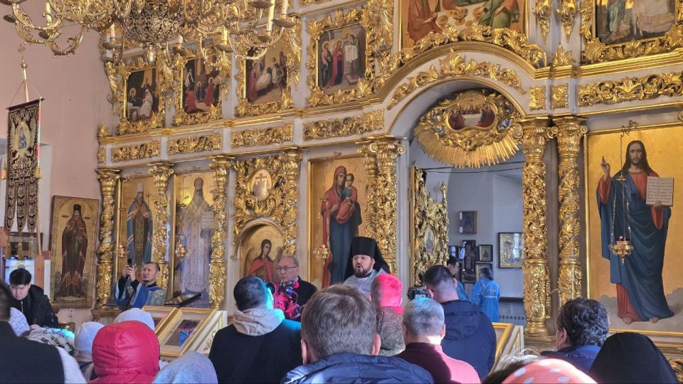 Участники III Республиканского антифашистского форума «Народ и армия едины» и бойцы СВО посетили Преображенский храм в Якутске Участники III Республиканского антифашистского форума «Народ и армия едины» и бойцы СВО посетили Преображенский храм в Якутске