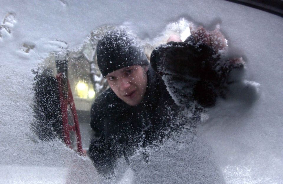 На севере Якутии продолжается похолодание с порывистым ветром и поземками