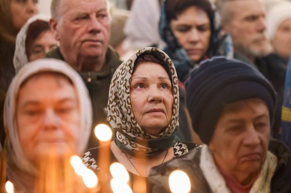 Праздник Казанской иконы Божией Матери в городе Нерюнгри Праздник Казанской иконы Божией Матери в городе Нерюнгри