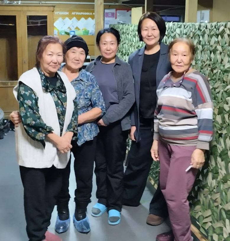 #Бэлиэкн. Сомоолоуу, ил-эйэ, сблэ кнн крс анал байыаннай дьайыы байыастарыгар ис срэхтэриттэн биир-биэс харчыта суох кмлр амарах санаалаах волонтердарбытын астынан, киэн туттан туран бэлиэтиэхпитин баарабыт #Бэлиэкн. Сомоолоуу, ил-эйэ, сблэ кнн крс анал байыаннай дьайыы байыастарыгар ис срэхтэриттэн биир-биэс харчыта суох кмлр амарах санаалаах волонтердарбытын астынан, киэн туттан туран бэлиэтиэхпитин баарабыт