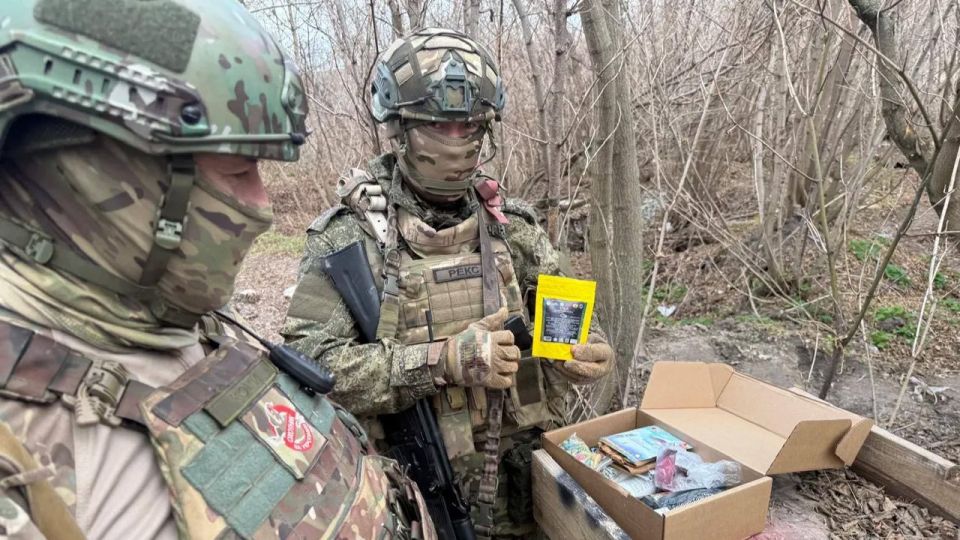 Бойцам СВО из Якутии доставлены праздничные наборы из республики