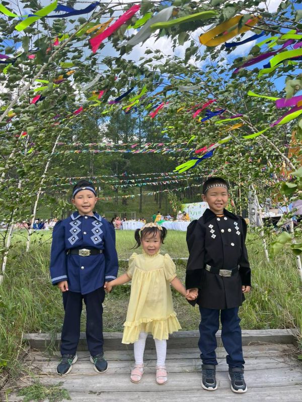 Бу кннэргэ т, хорсун санааны уонна ыксаллаах быыыга-майгыга сптх хамсаныыны кыра уолчаан крдрд Бу кннэргэ т, хорсун санааны уонна ыксаллаах быыыга-майгыга сптх хамсаныыны кыра уолчаан крдрд