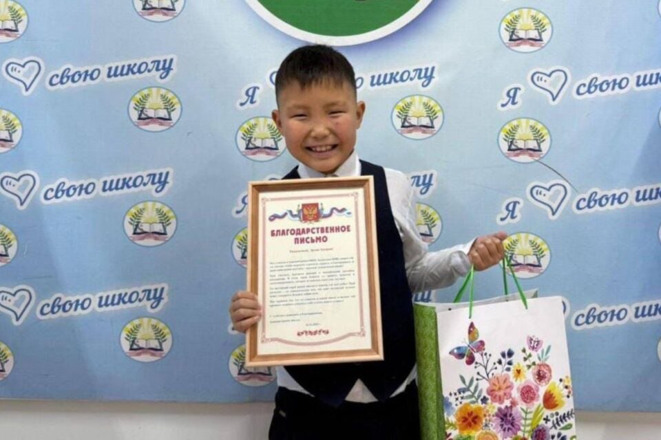 В Якутии восьмилетний мальчик спас мужчину с инсультом