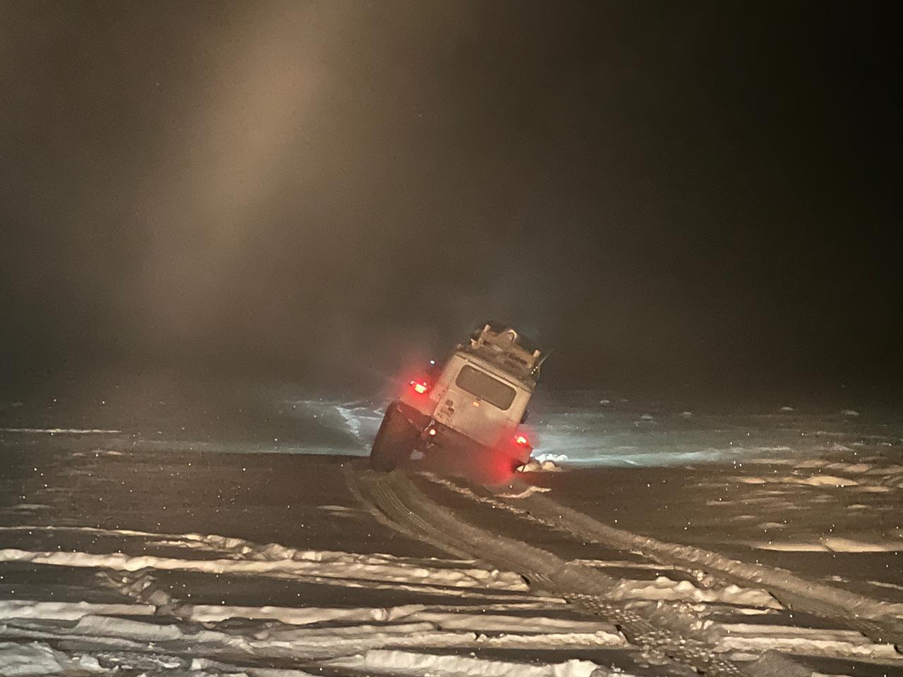 Автозимники Арктики. Влияние высокого снежного покрова на скорость льдообразования Автозимники Арктики. Влияние высокого снежного покрова на скорость льдообразования