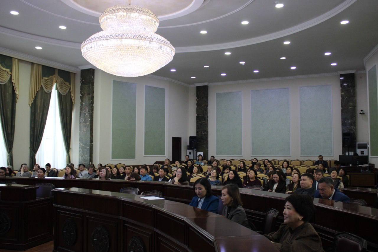 В Якутске подвели итоги государственной итоговой аттестации 2025 года В Якутске подвели итоги государственной итоговой аттестации 2025 года