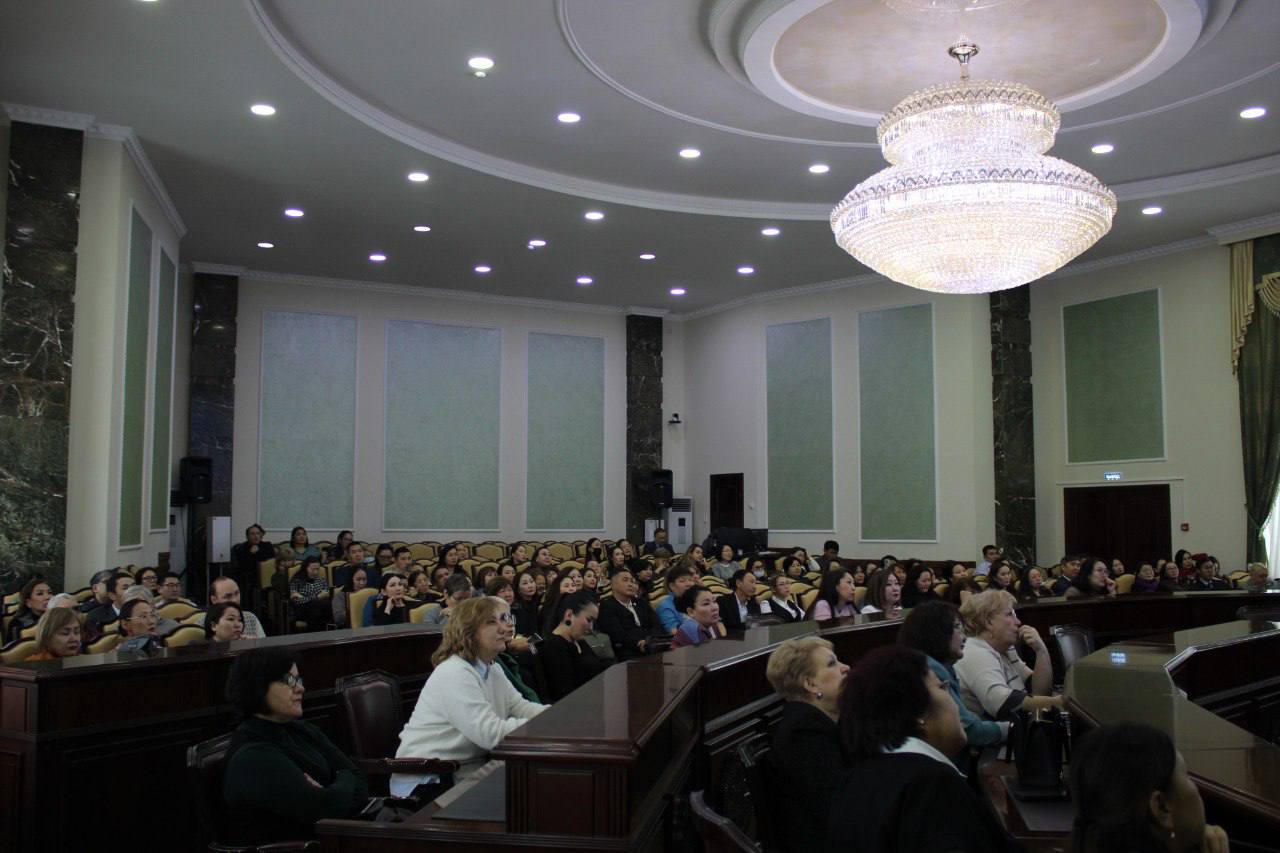 В Якутске подвели итоги государственной итоговой аттестации 2025 года В Якутске подвели итоги государственной итоговой аттестации 2025 года