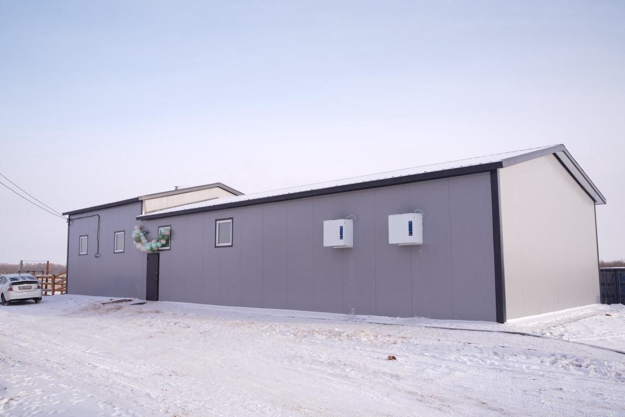 Евгений Григорьев: Сегодня, вместе с министром сельского хозяйства республики Артёмом Александровым, торжественно открыли первый на территории городского округа убойный цех КРС в селе Хатассы Евгений Григорьев: Сегодня, вместе с министром сельского хозяйства республики Артёмом Александровым, торжественно открыли первый на территории городского округа убойный цех КРС в селе Хатассы