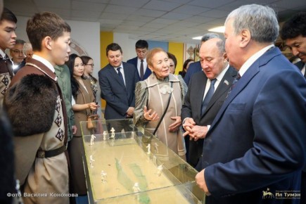 Парламентарии Татарстана ознакомились с концепцией национальных образовательных организаций Якутска