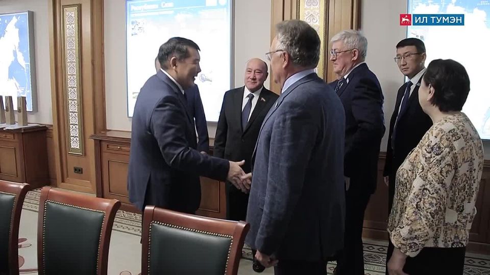    11  2025              ( )   ()  , ...